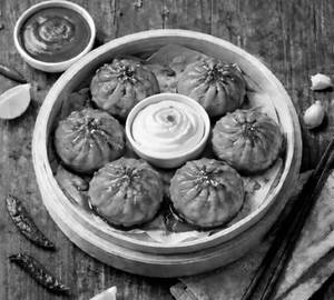Chicken Shezwan Momos