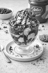 Choco Cookie Nutella Sundae