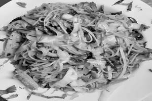 Desi Swaad Special Mixed Hakka Noodles