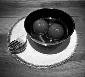 Gulab jamoon [2]