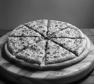 Global Crown Pizza Paratha (Jumbo Size - 9 inch)