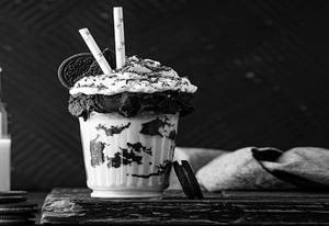 Oreo Chocolate Crush Shake