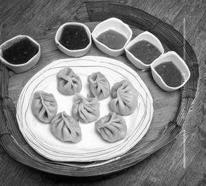 Veg Steamed Momos