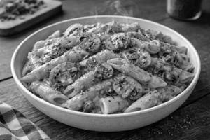 Pink Sauce Mushroom Pasta