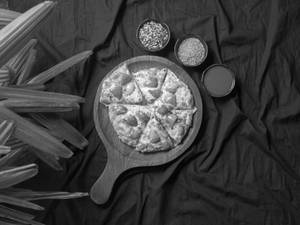 Paneer King Cheese Pizza