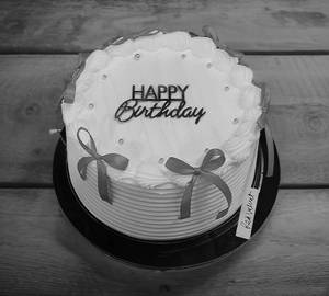 Redvelvet cake (600gm)