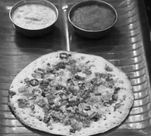 MASALA UTTAPAM