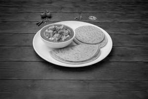 Lachaa Paratha With Paneer Butter Masala [4 Pcs]