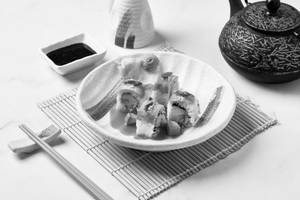 Gluten Free - Nikkei Avocado Uramaki