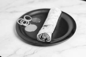 Chicken tikka roll