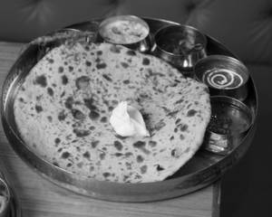 Aloo Tandoori Parantha Thali