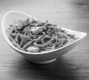 Chicken schezwan noodles