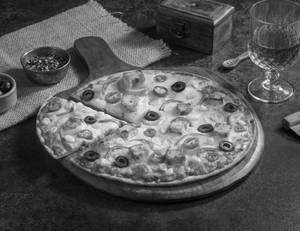 Veg Total Domination Pizza [7" Regular, ULTRA-T...