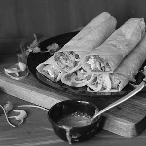 Garlic Chicken Roll