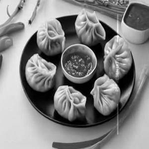 Veg Fried Momos