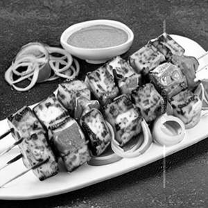 Achari Paneer Tikka