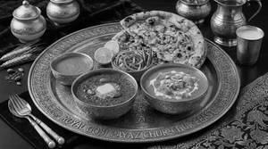 Aloo Payaz's Chur - Chur Naan Thali