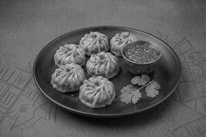 Veg Peri-peri Momos