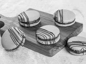 Dark Chocolate Macaroon
