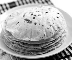 Plain Tawa Roti (phulka)