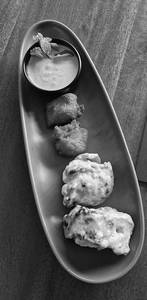 Chicken Afghani Tikka [2Pcs] And Chicken 65 [2Pcs] Combo