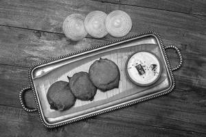 Onion Baji -3pcs