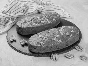 Dates And Walnut Tea-time Cake