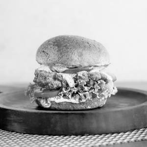 Crispy Fried Chicken Burger