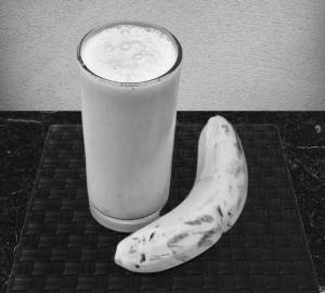 Banana Milkshake (350 Ml)