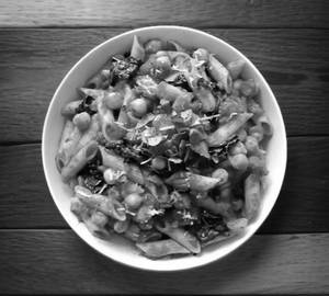 Veg pasta with red sauce