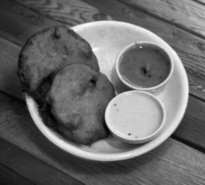 Onion Bajji (2 Pieces)