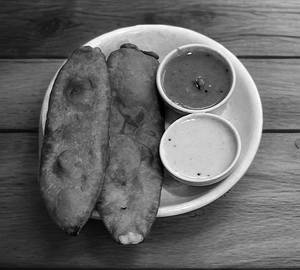 Vazhakai Bajji (2 Pieces)