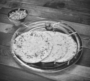 6 Ghee Chapati Fish Aloo Bhurji