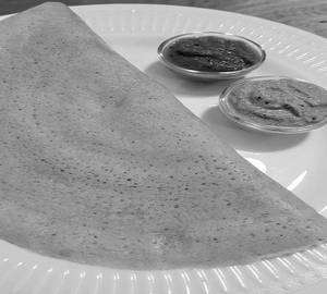 Ponganam Dosa [1 Piece] mixed with onion and turmeric