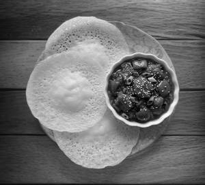 3 Appam+Chilly Chicken [Combo]