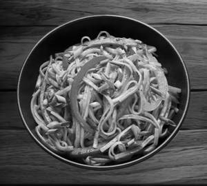 Veg schezwan noodles