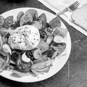 Burrata Salad	