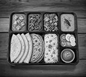 SWAD Special Thali [4 Butterroti+2 Paratha + 3Type Sabji Panner Mushroom And Mixed+ Dal Fry+ Mattar]