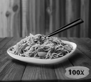 Mixed hakka noodles