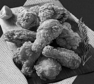 8 Pcs Fried Chicken