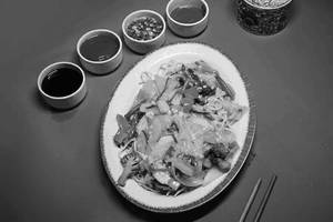 Prawns Gravy Noodles  [Serves 2]
