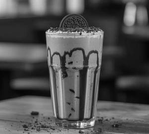 Oreo Chocolate Milkshake