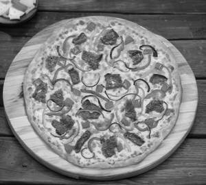 Chicken Kabab Pizza