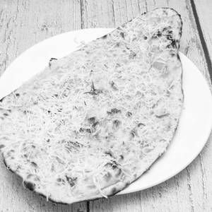 Cheese Chilli Naan