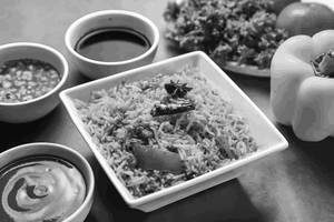 Veg Schezwan Fried Rice  [Serves 2]