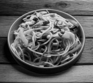Veg Chowmein [Half Plate]