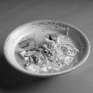 Burnt Garlic Ramen With Exotic Vegetable