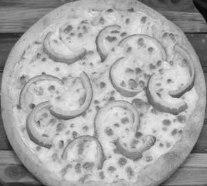 Tandoori Onion Pizza