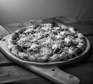 Peppy paneer pizza [regular]