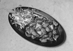 Chilli Paneer [Serves 1, 300 g]